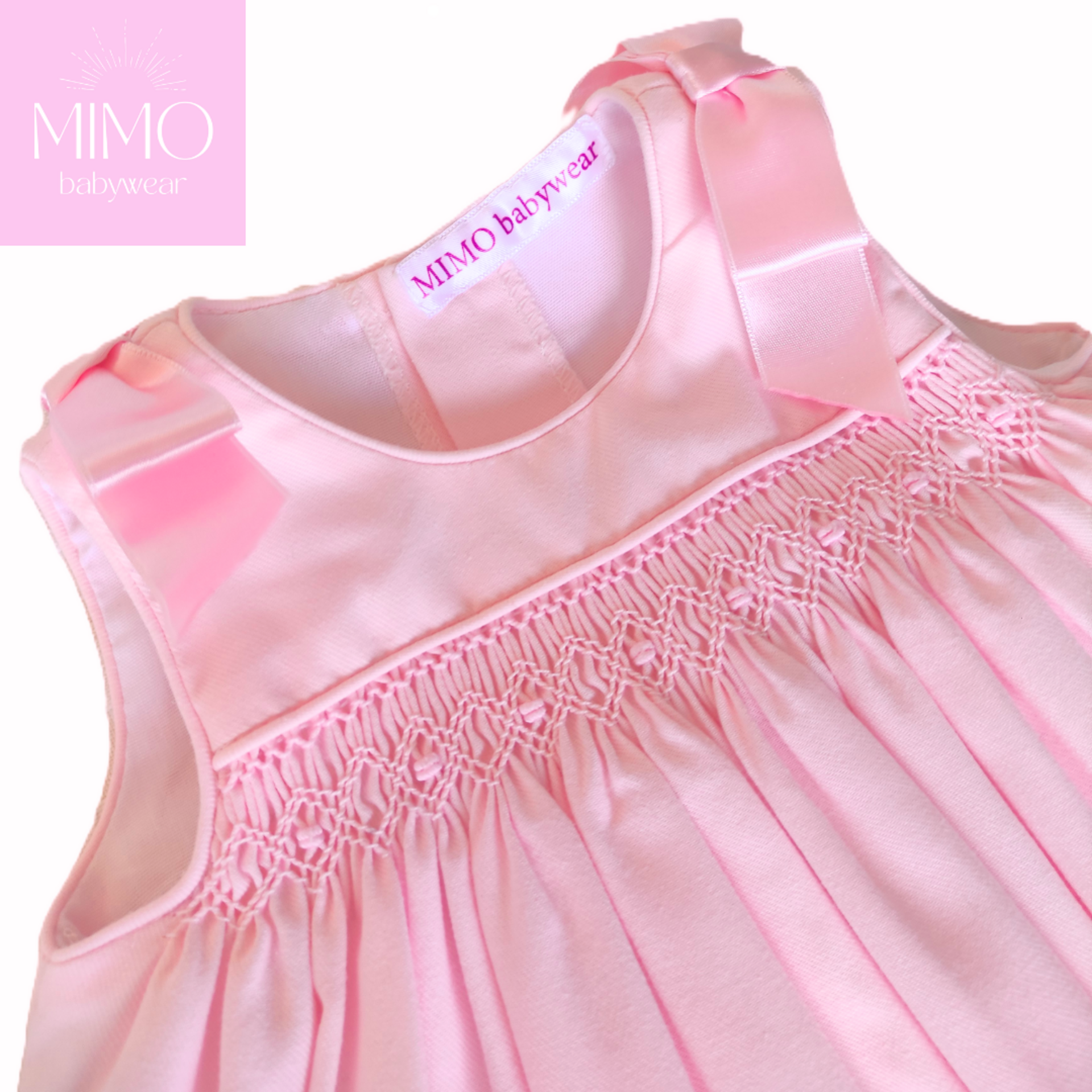 Faldón rosa (punto smock). - 2